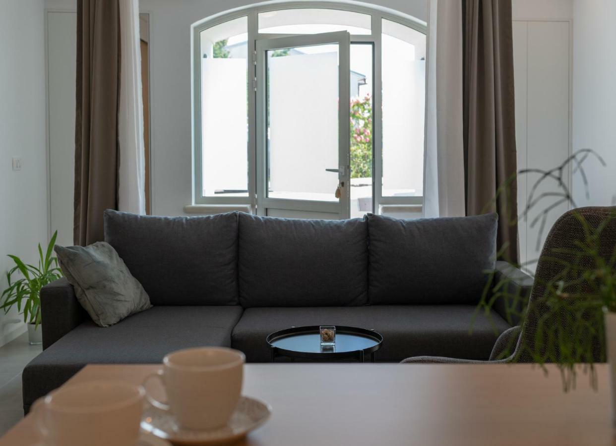 Apartment Profondo Pula Ngoại thất bức ảnh